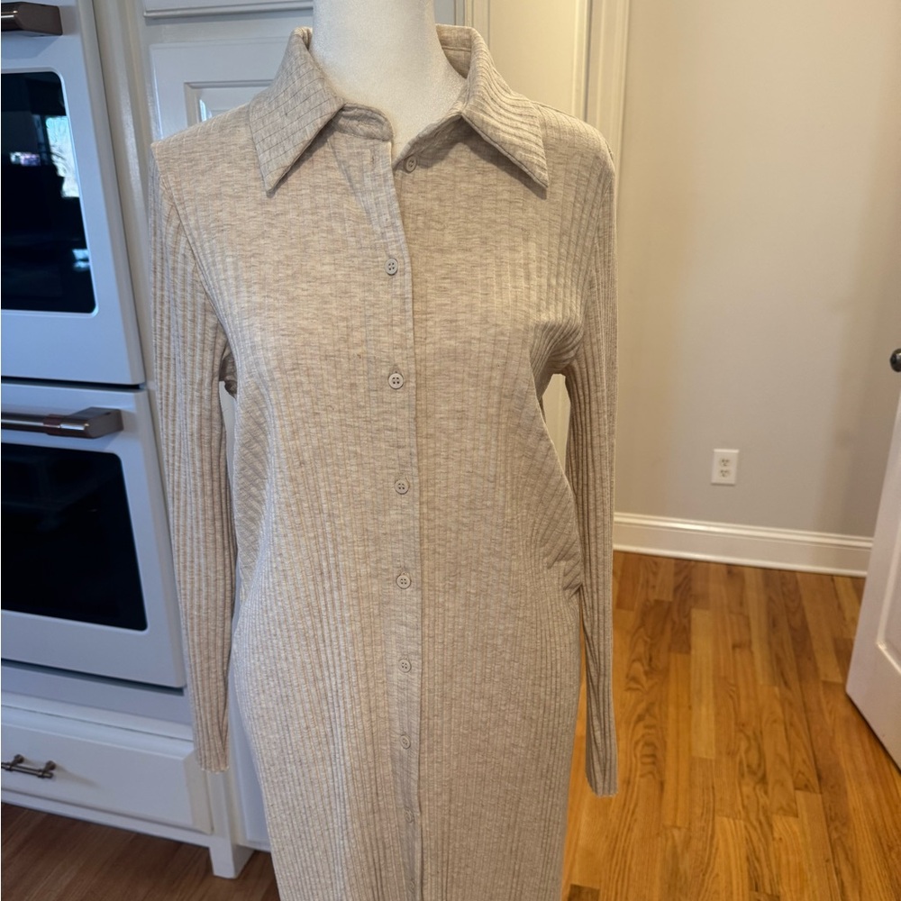 H&M Beige Long Sleeve Knit Dress - Picture 2 of 8